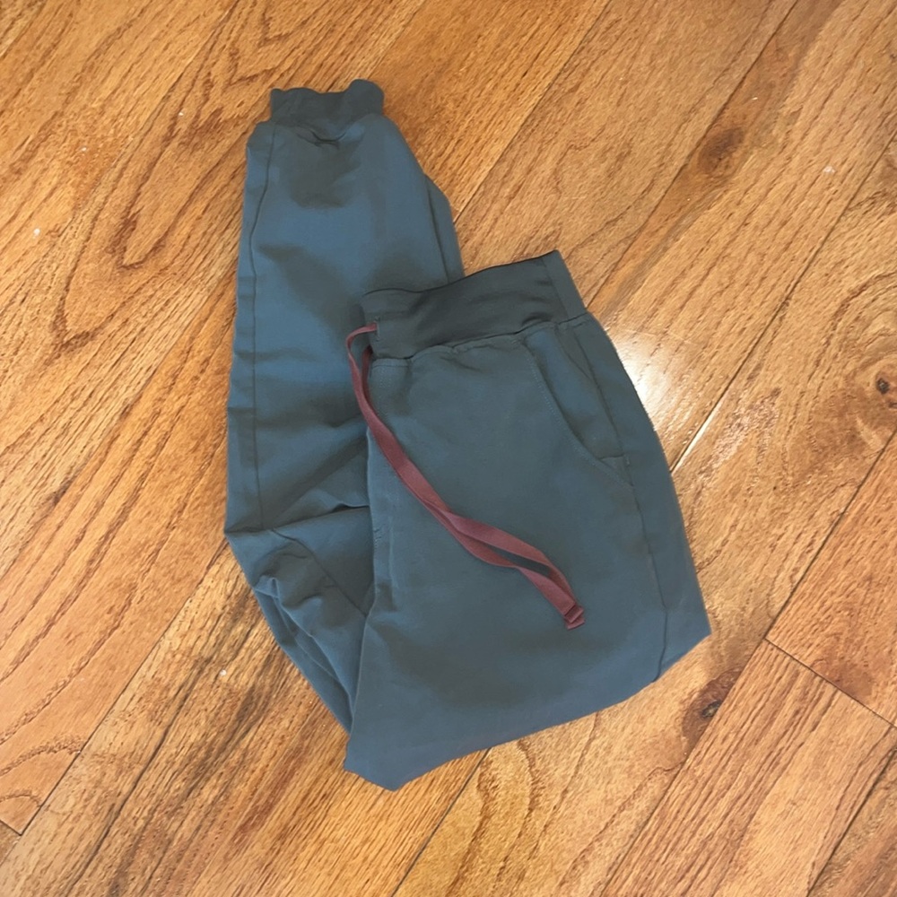 Figs high waisted Zamora joggers bonsai